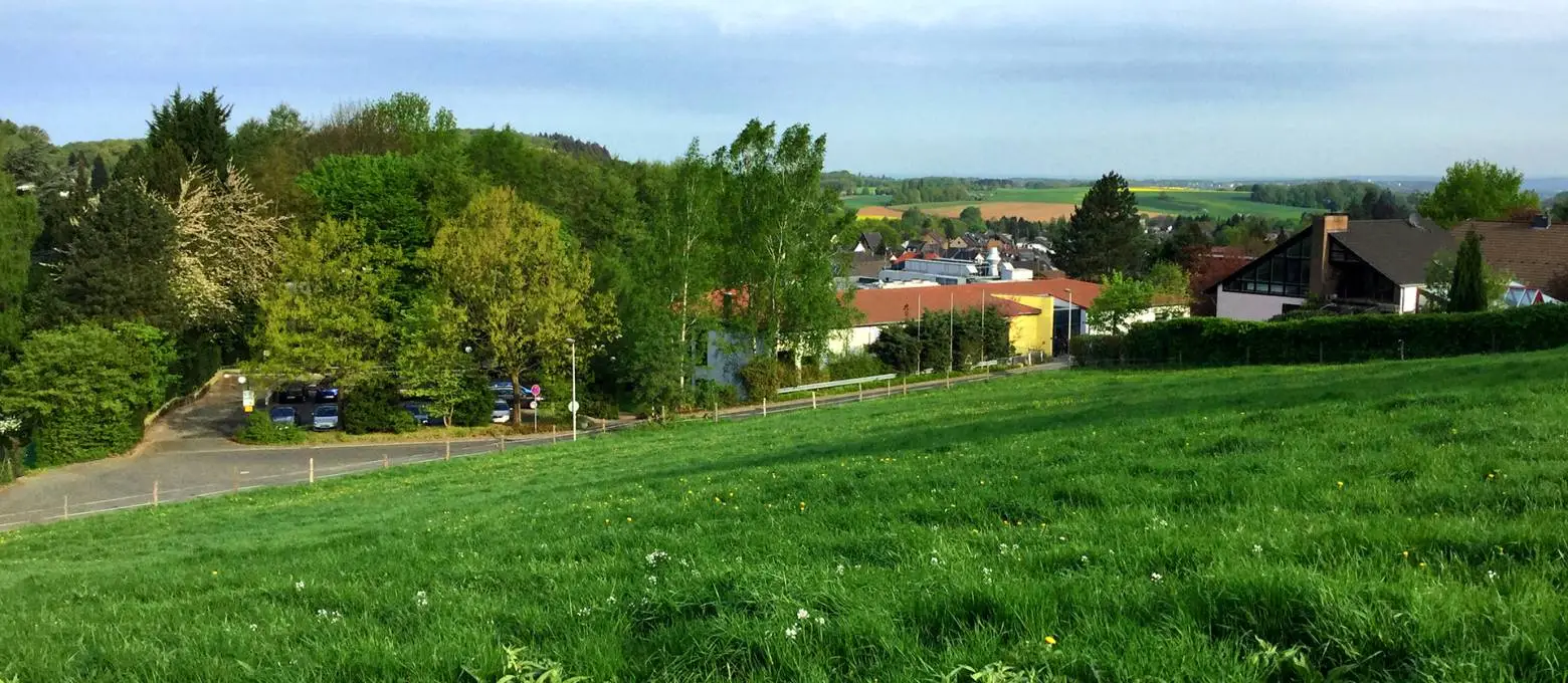 Eingebettet in den Naturpark Siebengebirge